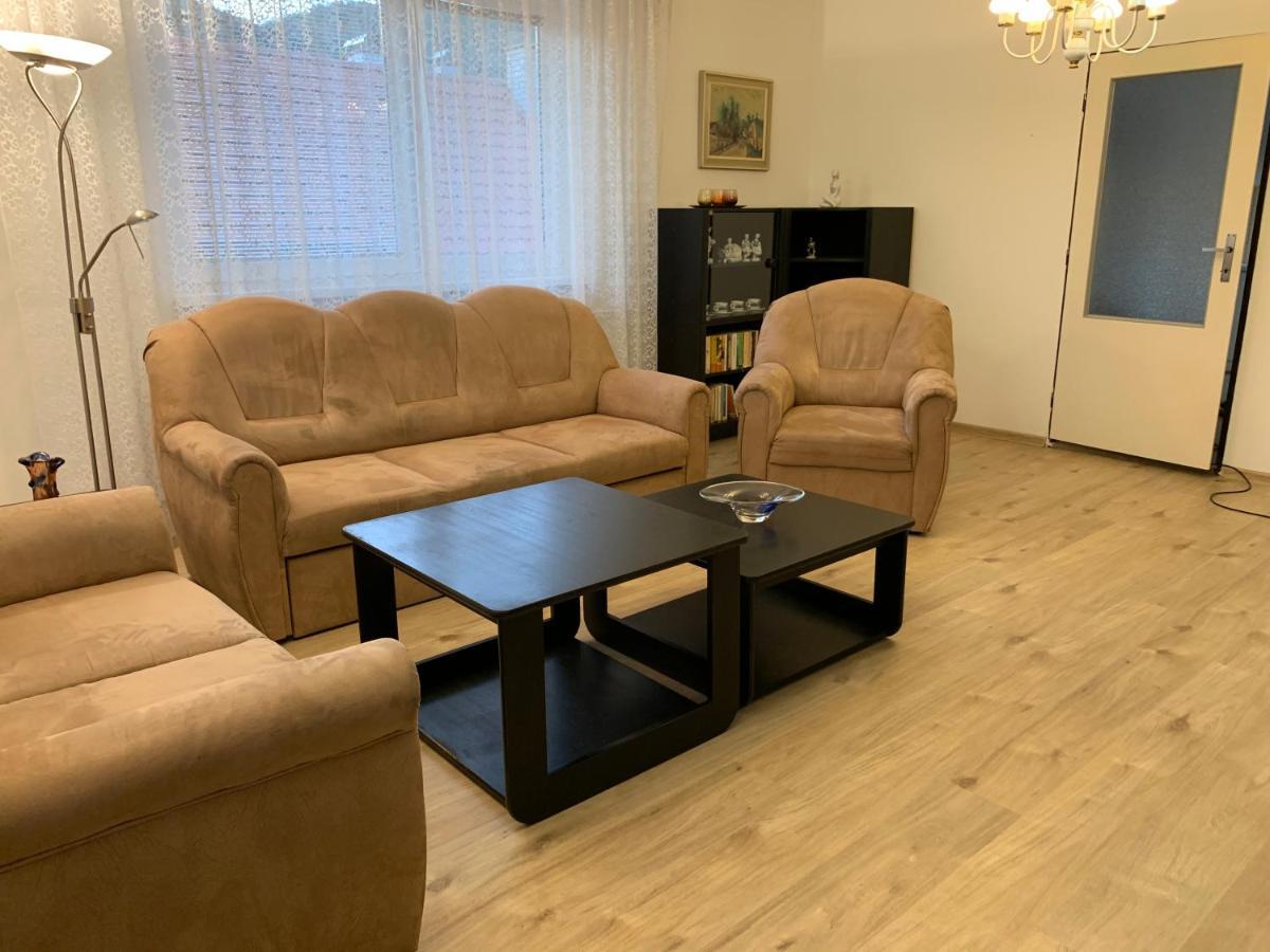 Chalupa Gabika Plavecke Podhradie Buitenkant foto